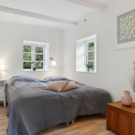 Lovely In Nykobing Sj With Kitchen 펜션 *