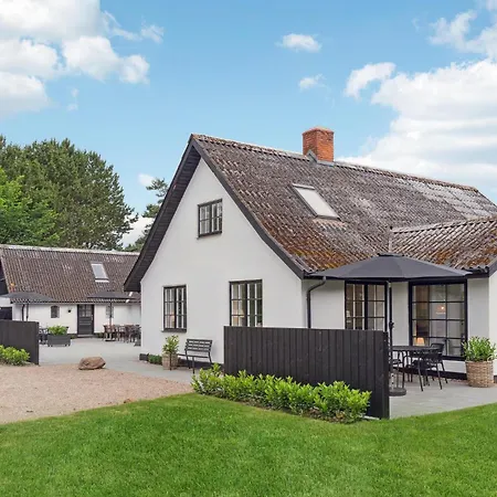 펜션 Lovely In Nykobing Sj With Kitchen *